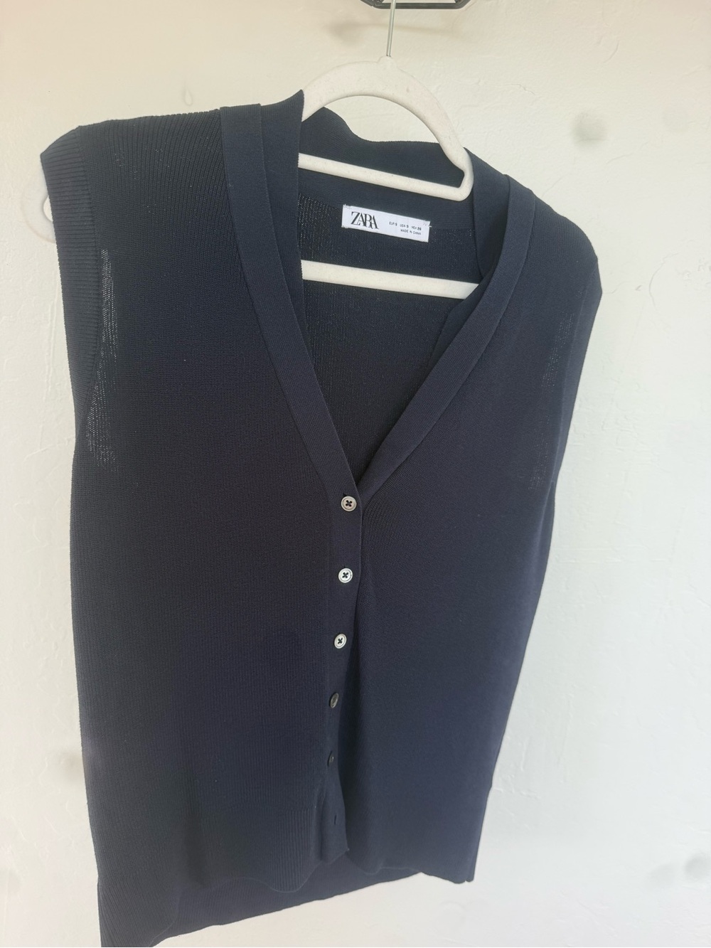 ZARA Navy Sleeveless V-Neck Button Front Knit Vest